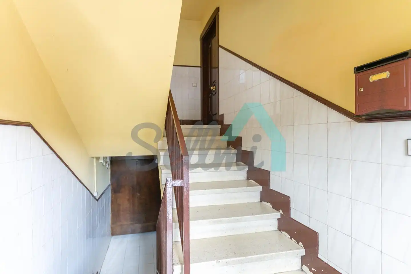 Piso de alquiler en Aller con Calefacción, Trastero y Amueblado