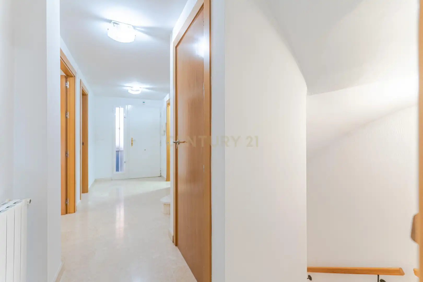 Casa adosada en venda en La Zubia amb Aire condicionat, Jardí privat i Traster