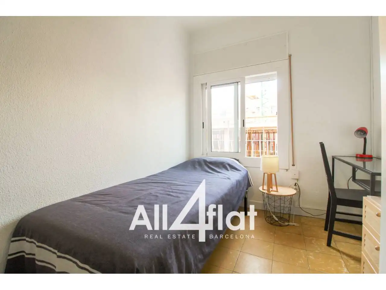 Schlafzimmer von Wohnung zur Miete in L'Hospitalet de Llobregat mit Klimaanlage, Heizung und Möbliert