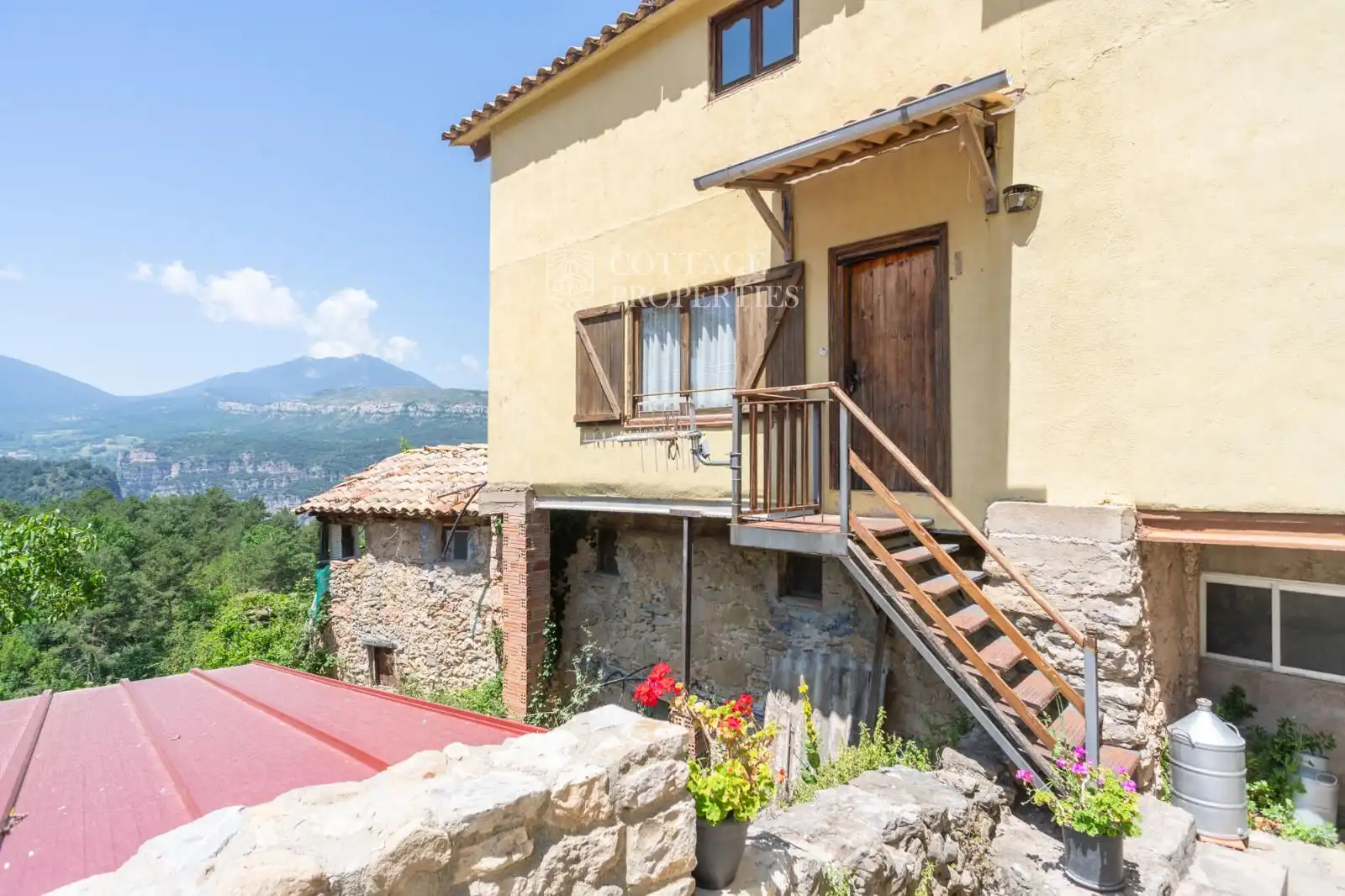 Vista exterior de Finca rústica en venda en La Nou de Berguedà