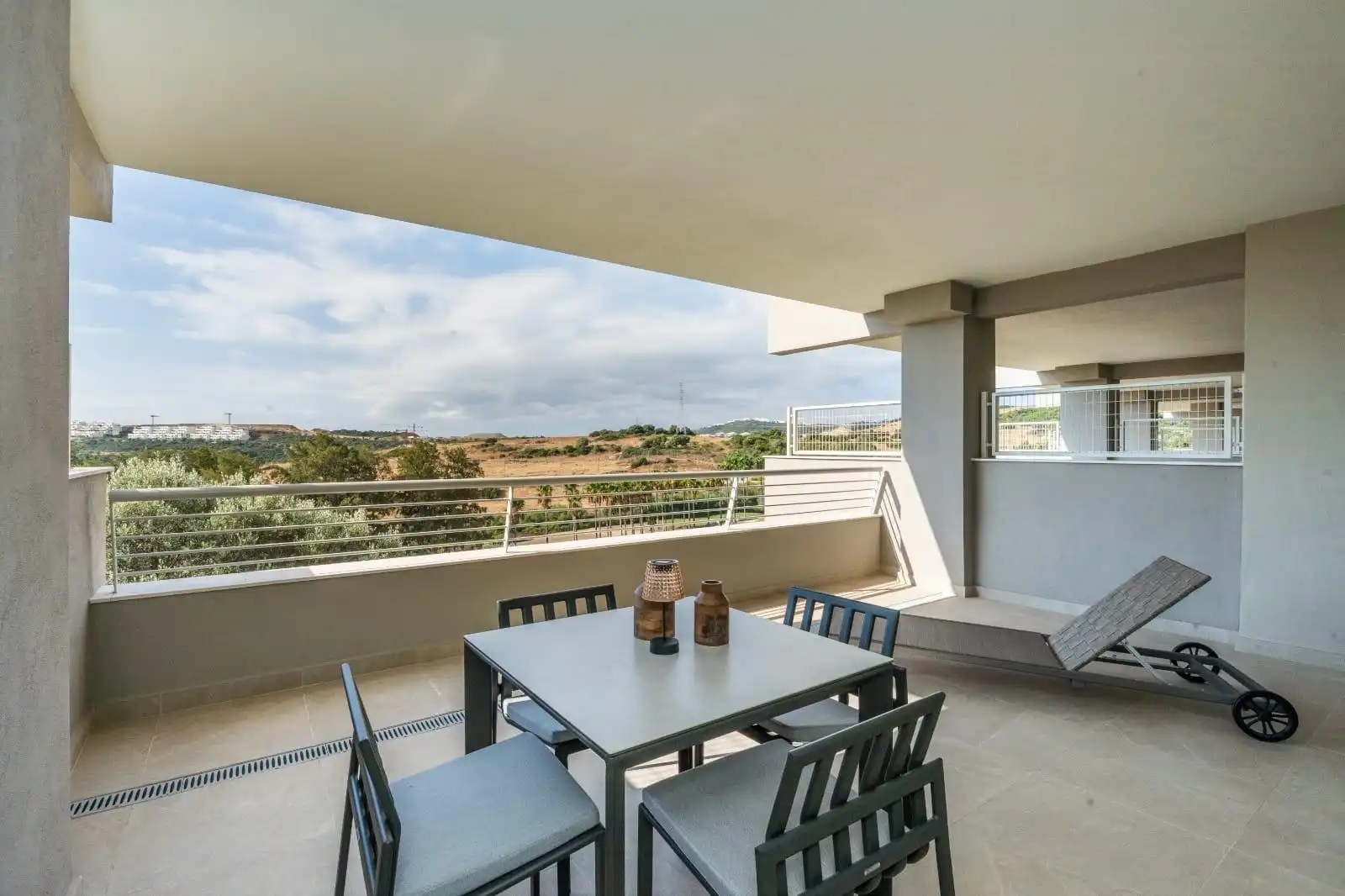 Apartamento con ascensor en venta en Playa Bahía Dorada, imagen 2
