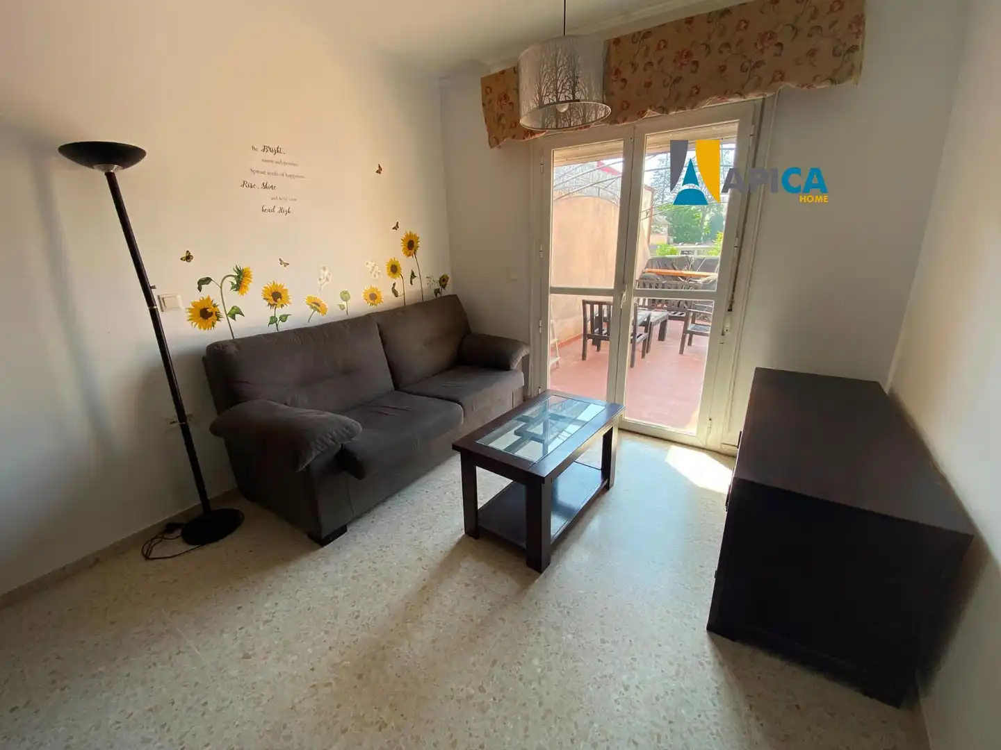 Sala d'estar de Pis en venda en San Roque amb Terrassa i Moblat