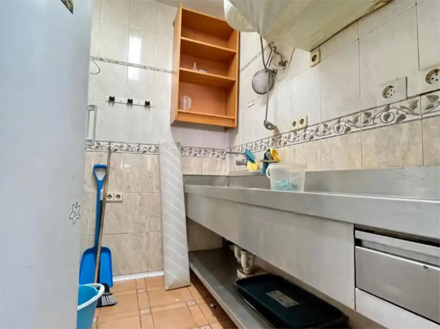 Cuina de Local en venda en Madrid amb Moblat