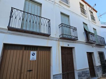 Casa con balcón en venta en Laujar de Andarax