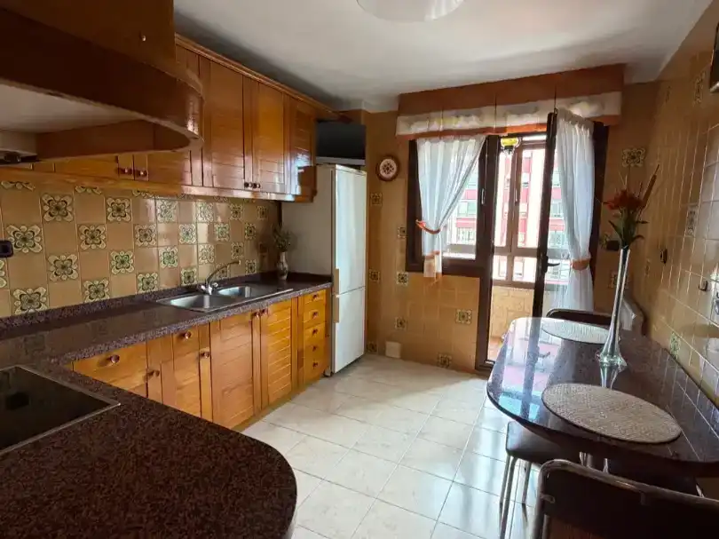 Wohnung zum Verkauf in Avenida de la Constitución, 96, El Polígono