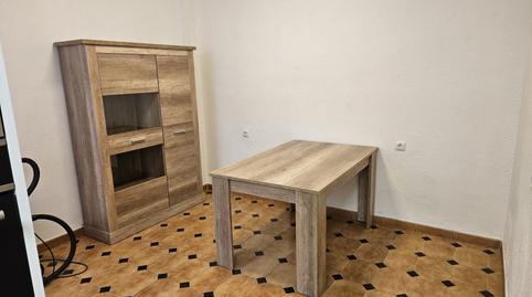 Foto 3 de Piso de alquiler en Elda - Cl Francisco de Quevedo, Fraternidad, Alicante