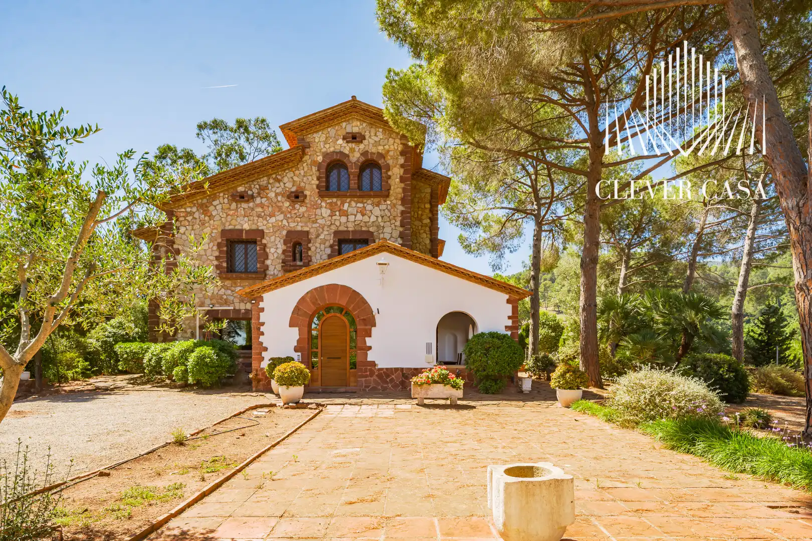 Vista exterior de Casa o chalet en venta en Castellví de Rosanes con Aire acondicionado, Calefacción y Jardín privado