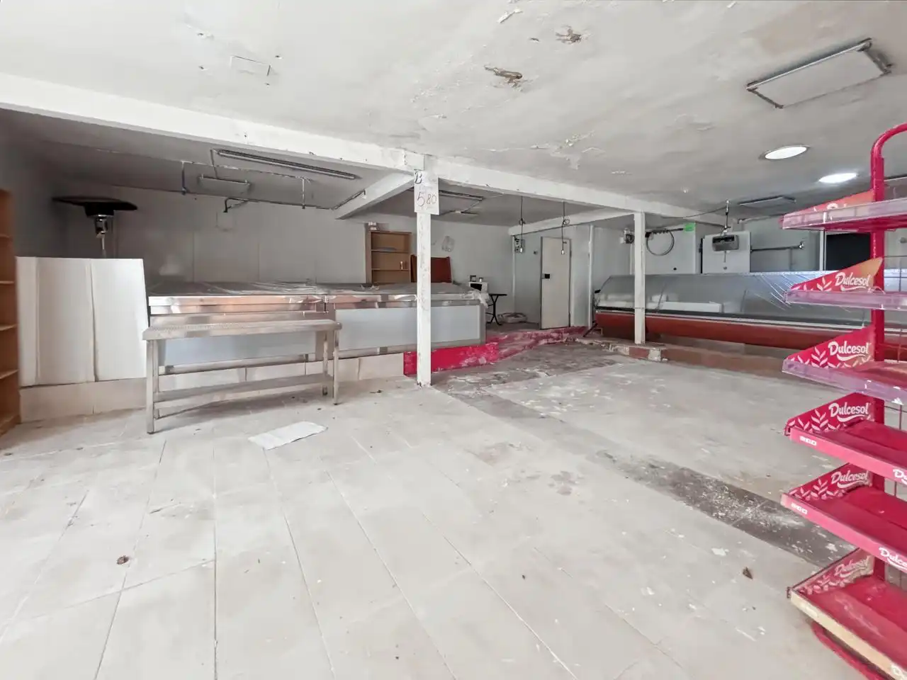 Local comercial en venda a Becerril de la Sierra, imagen 4
