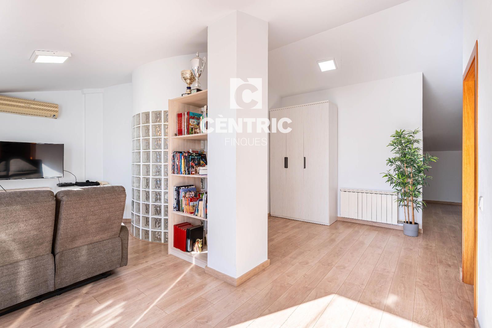 Dormitori de Dúplex en venda en Terrassa amb Aire condicionat, Calefacció i Terrassa