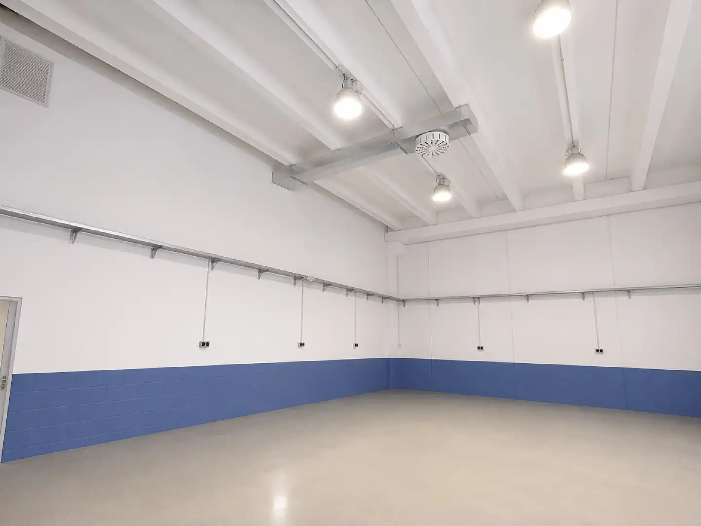 Nave industrial in vendita a Sud