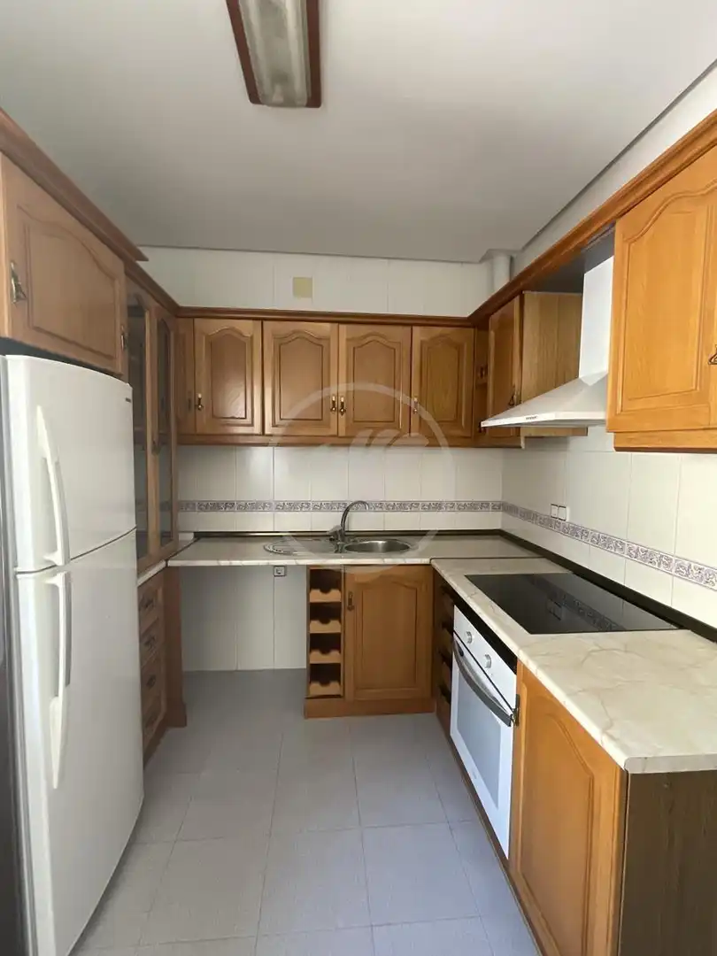 Küche von Wohnung zur Miete in Linares mit Klimaanlage, Terrasse und Möbliert