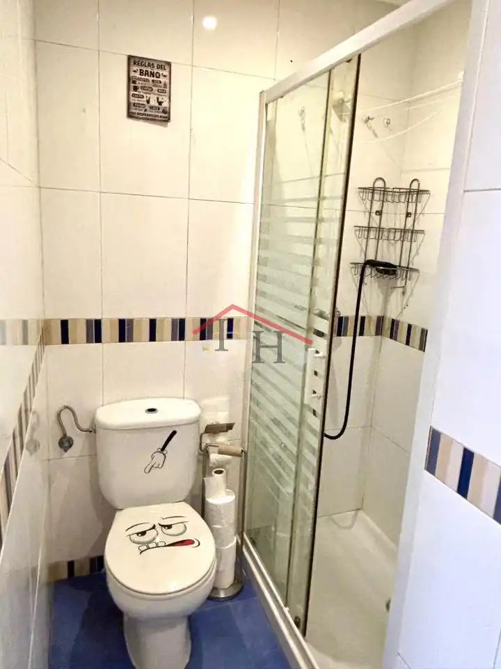 Bathroom of Apartments for sale in Valverde de la Virgen  with Heating, Parquet flooring and Terrace