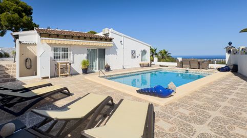 ¡Preciosa villa orientada al sur con magníficas vistas al mar en una agradable zona residencial!, imatge 2