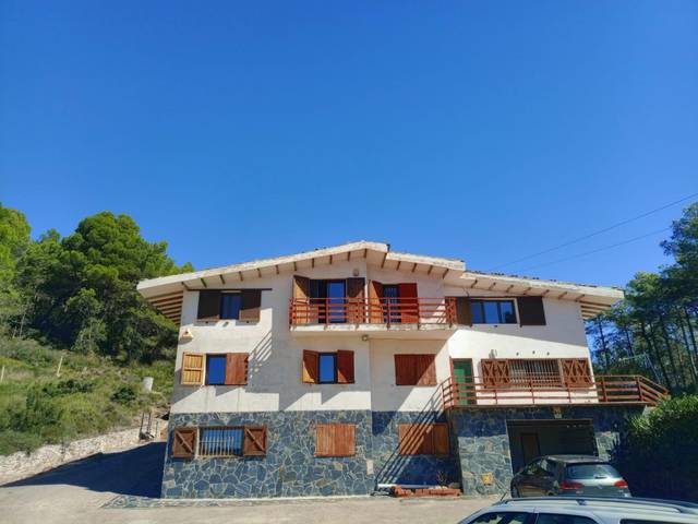 Casa-chalet en Venta en La Llacuna