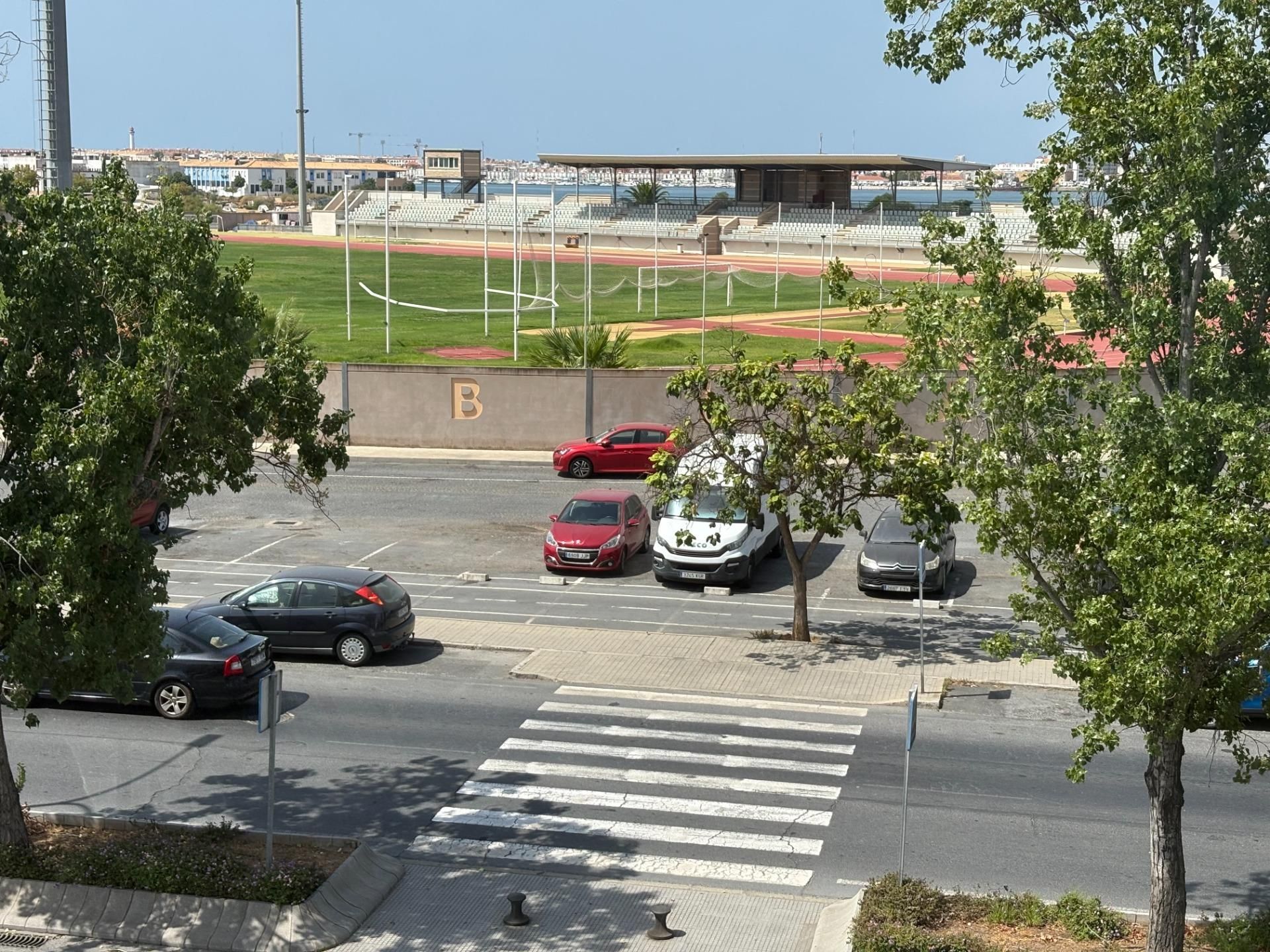 Aparcament de Casa adosada en venda en Ayamonte amb Aire condicionat i Calefacció