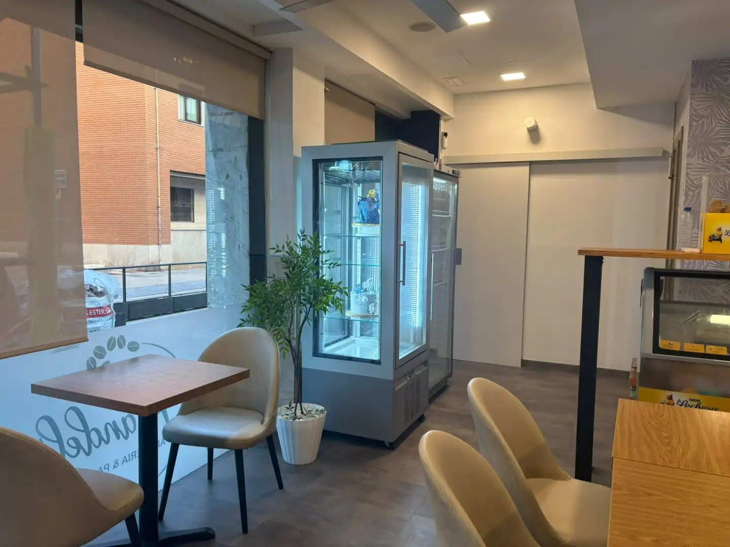 Local comercial en traspàs a Les Corts, imagen 8