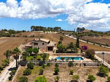 Casa amb balcó en venda a Lloret de Vistalegre - Carrer de les Parres
