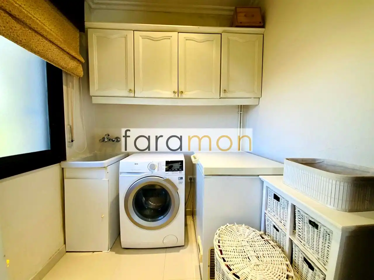 Houses for sale in Vigo   with Private garden, Parquet flooring and Terrace
