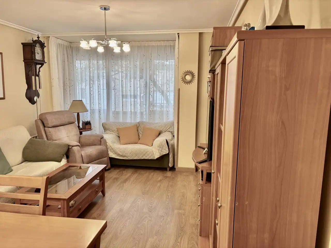 Wohnzimmer von Wohnung zum Verkauf in Zaragoza mit Klimaanlage, Heizung und Abstellraum