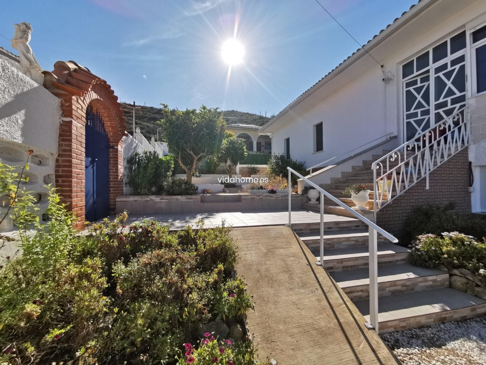 Exterior view of House or chalet for sale in Gandia  with Air Conditioner, Private garden and Swimming Pool