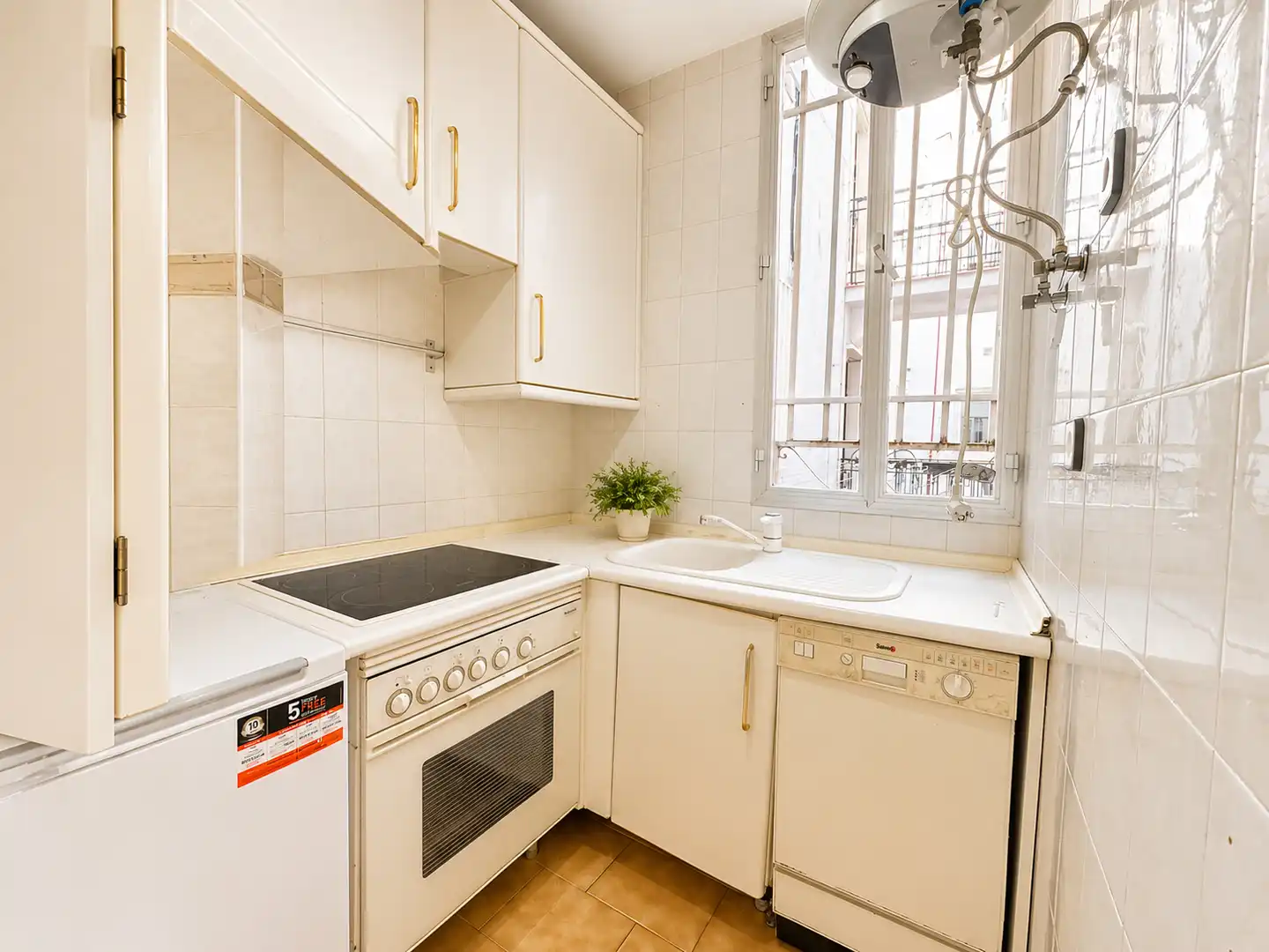 Cocina de Piso en venta en Madrid con Aire acondicionado y Balcón