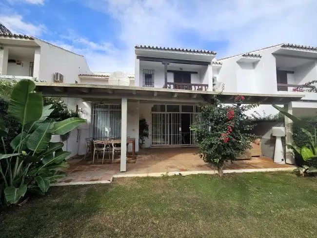Garden of Detached homes for rent in Sotogrande  with Air Conditioner, Private garden and Terrace