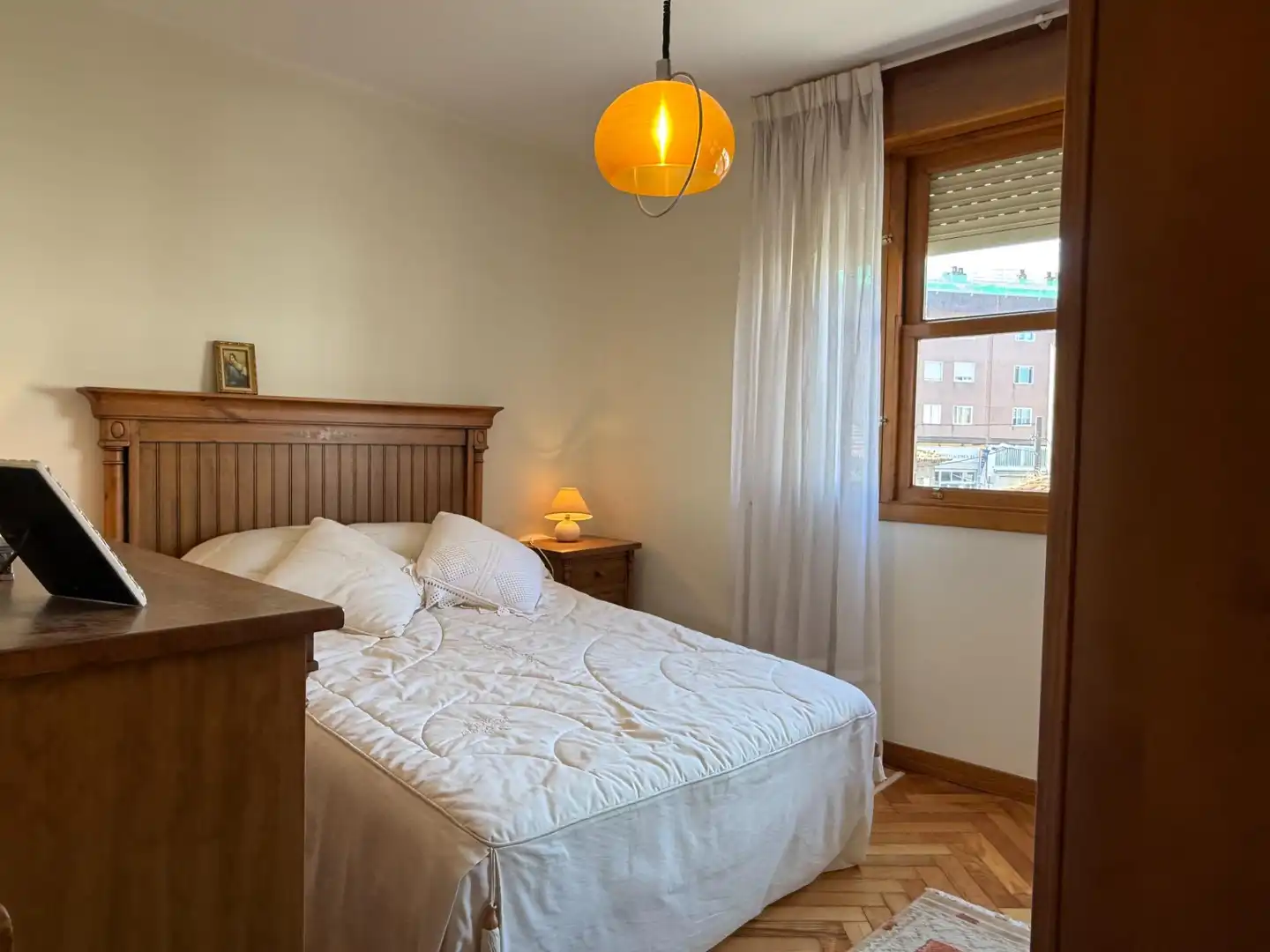 Dormitori de Casa o xalet en venda en Vigo  amb Terrassa i Balcó
