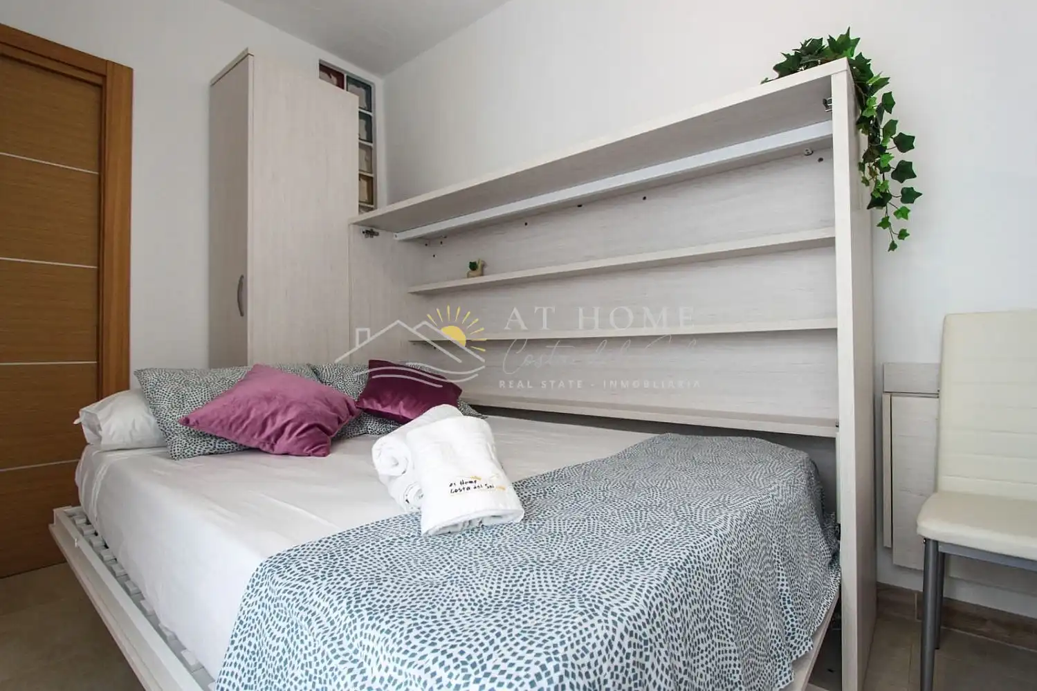 Habitación de Casa o chalet en venta en Torrox con Terraza y Microondas