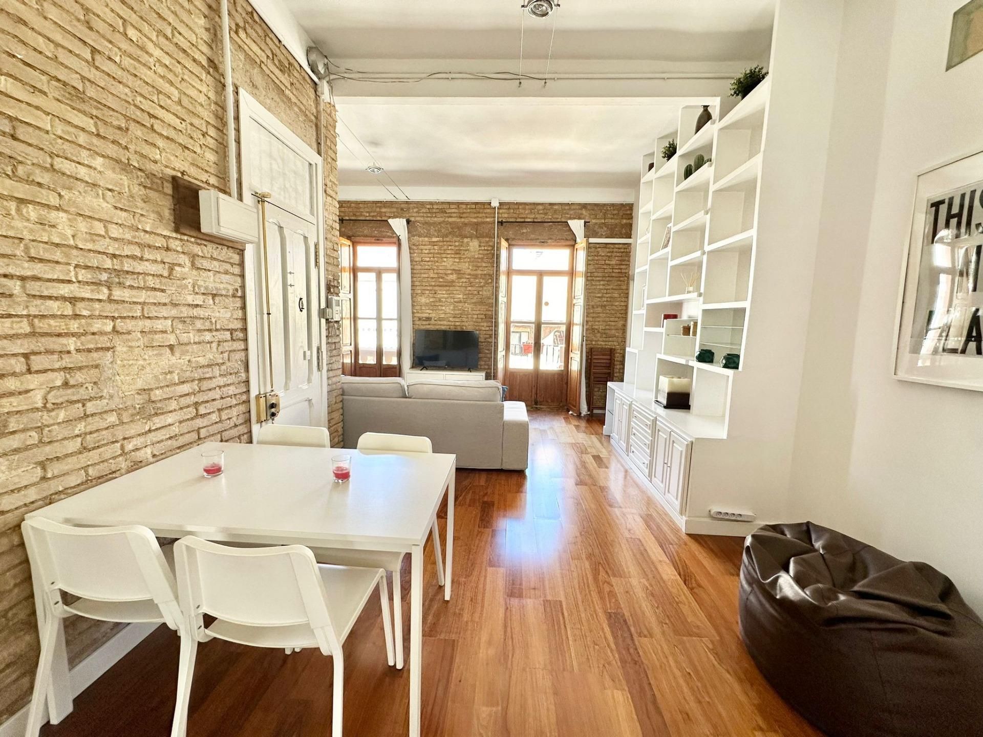 Pis de lloguer a Calle vivons, Russafa