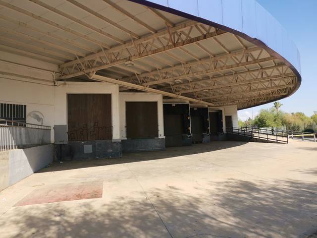 Local comercial en Alquiler en Valdezorras - El Gordillo