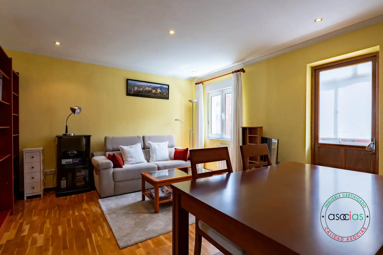 Sala d'estar de Pis en venda en Gijón  amb Calefacció, Parquet i Terrassa
