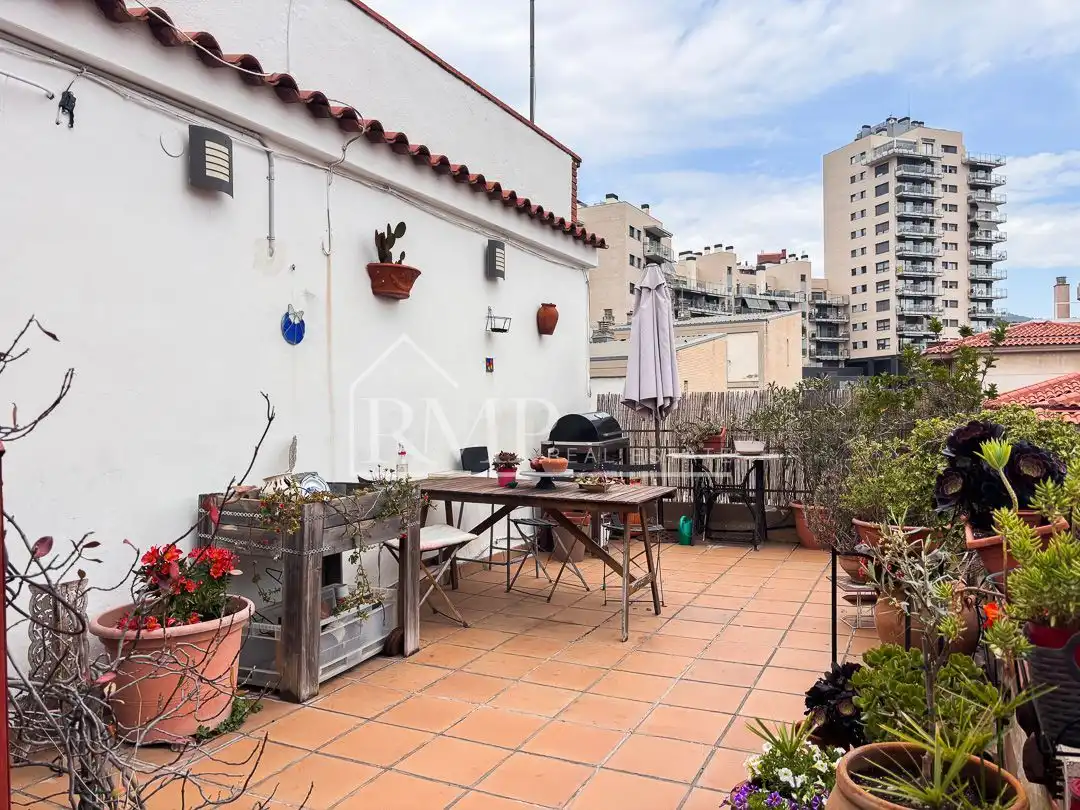 Terrasse von Dachboden zum Verkauf in Barcelona mit Heizung, Terrasse und Abstellraum