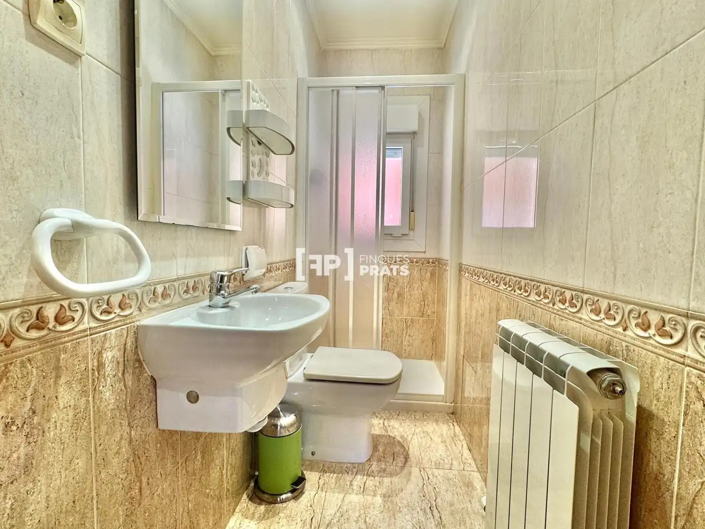 Baño de Casa adosada en venta en Puigverd de Lleida con Aire acondicionado, Calefacción y Terraza