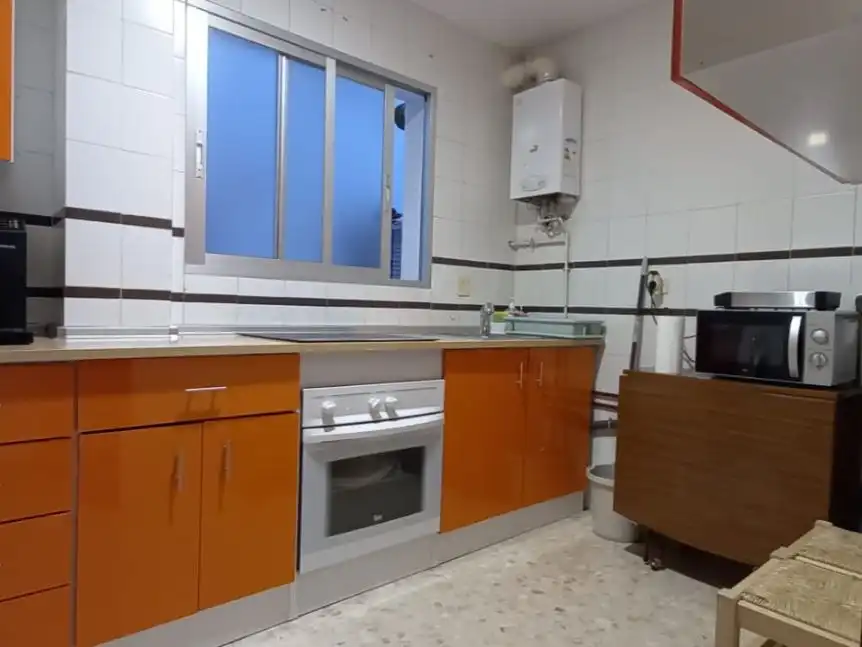 Küche von Wohnung zur Miete in  Córdoba Capital mit Klimaanlage, Terrasse und Balkon