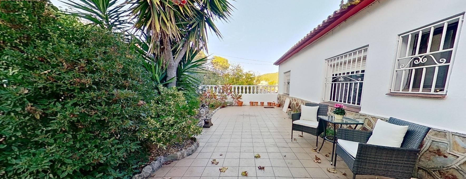 Terrassa de Casa o xalet en venda en Olivella amb Aire condicionat, Calefacció i Jardí privat