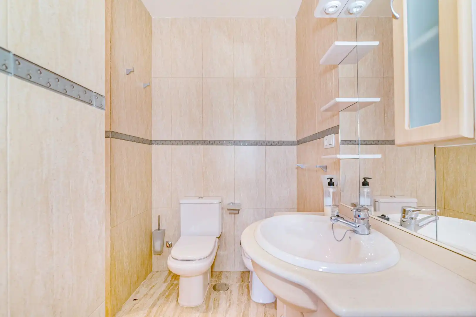 Chalet con piscina en venta en Calle de Dalí, imagen 38