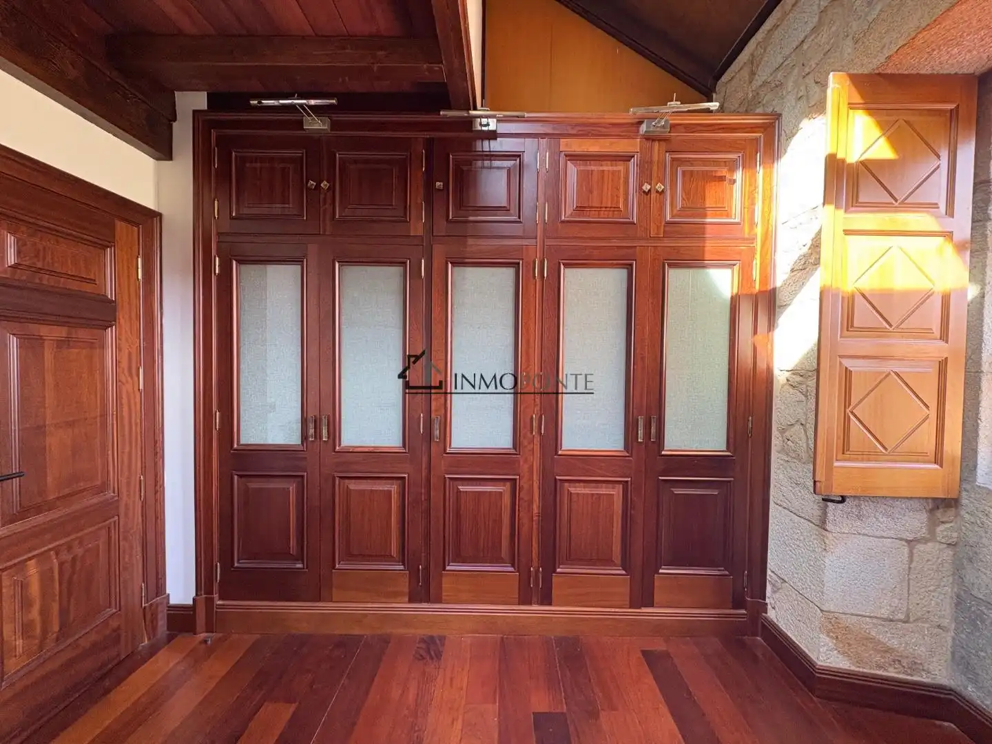 Casa o xalet en venda en Pontevedra Capital  amb Jardí privat