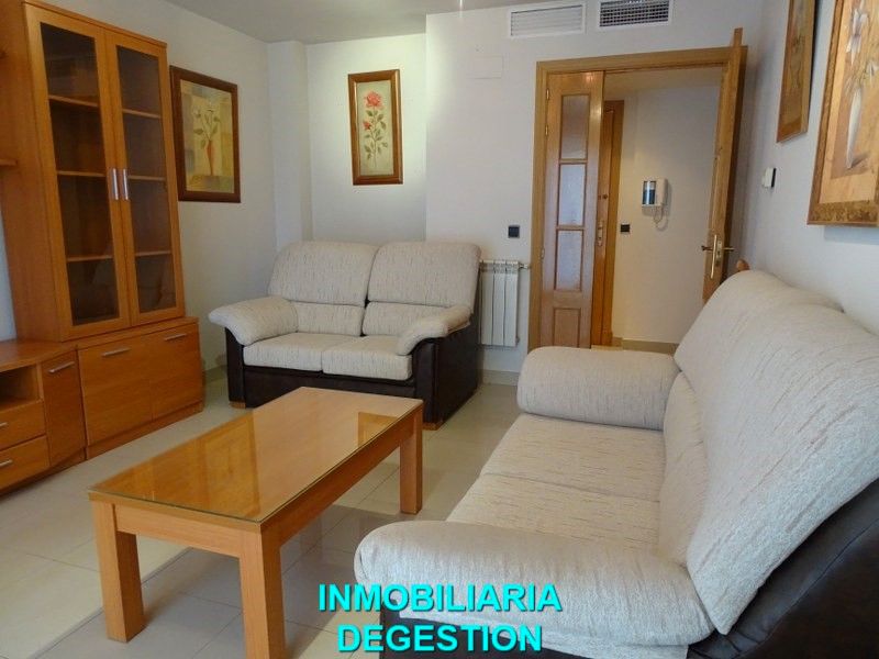 Living room of Flat to rent in Linares  with Air Conditioner, Heating and Furnished