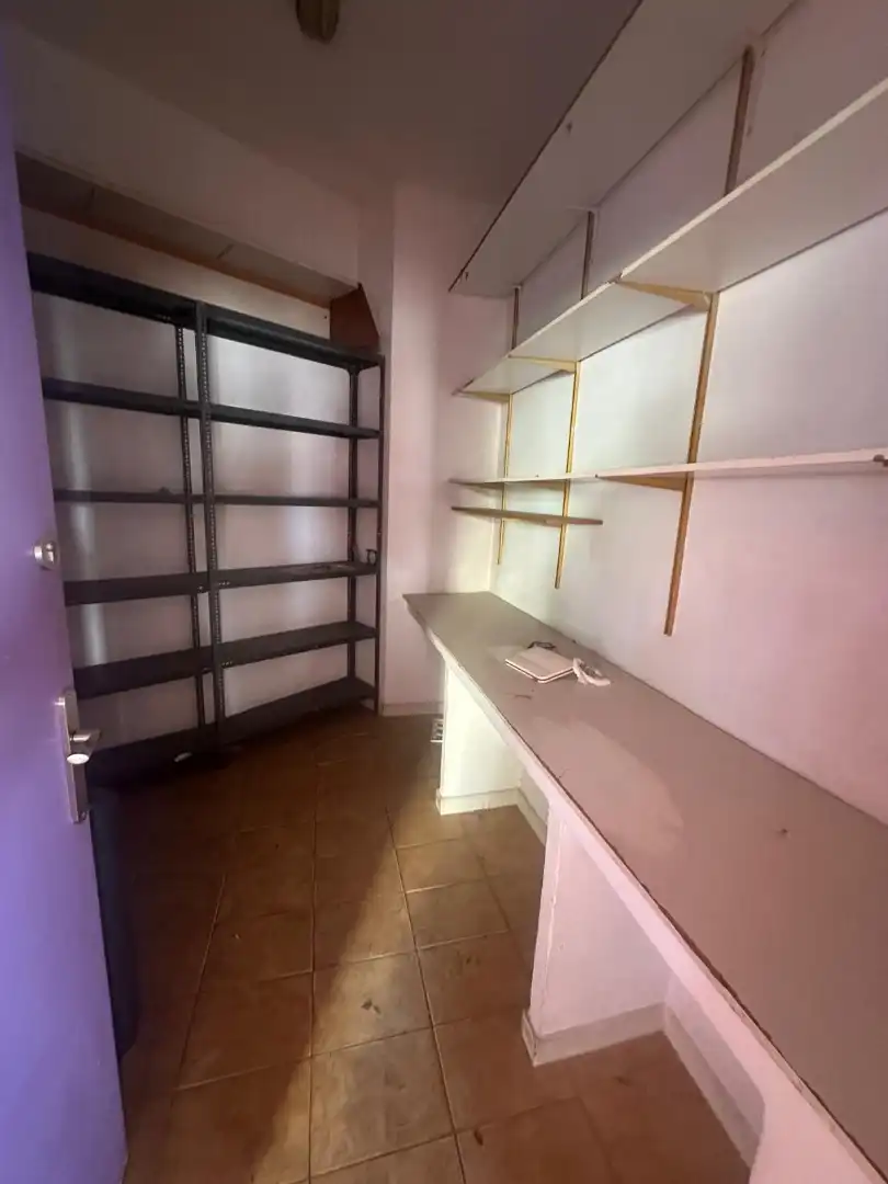 Local comercial en venda a Avenida Ramón y Cajal 10, imagen 9