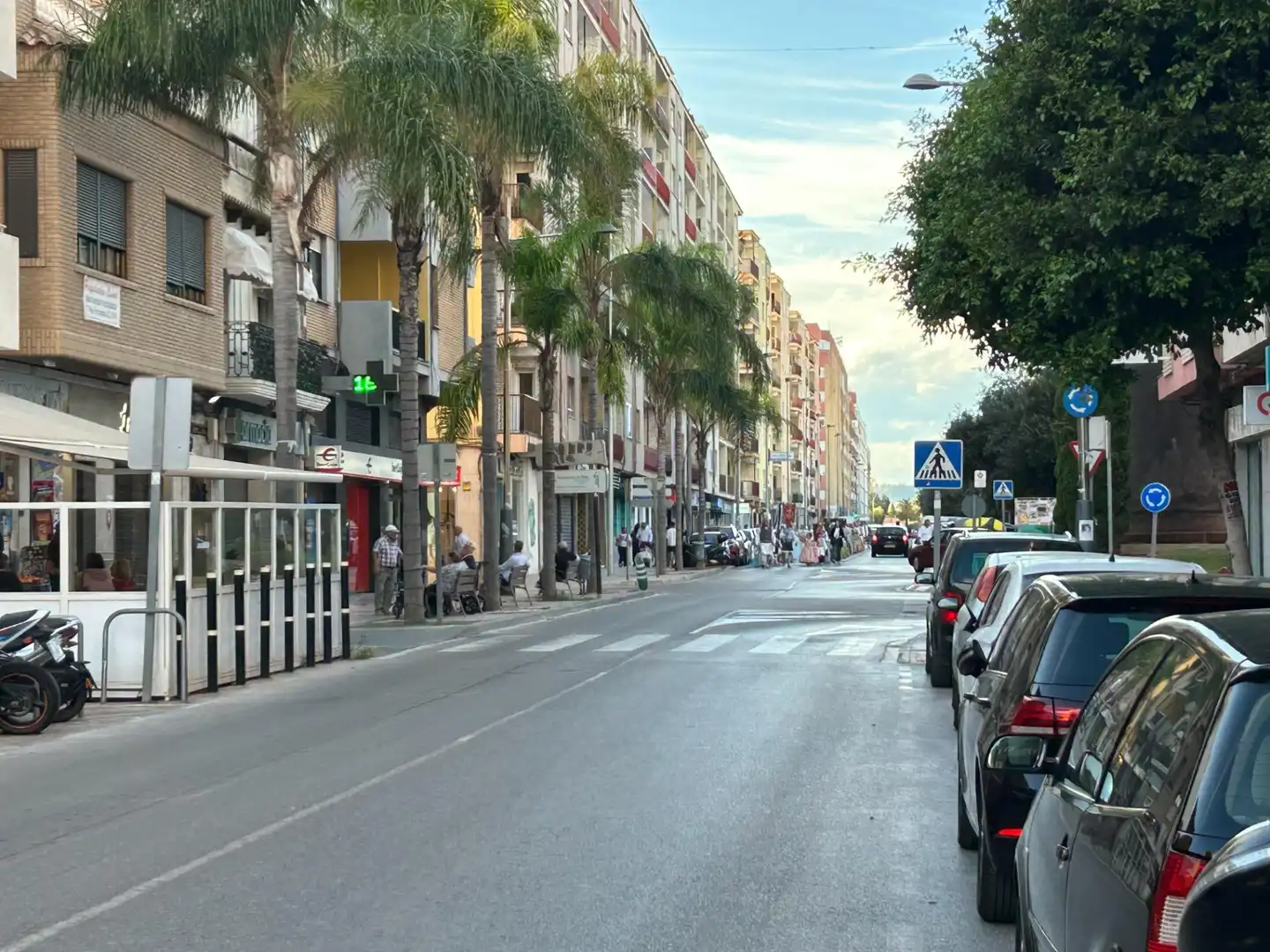 Vista exterior de Edificio en venta en Sagunto / Sagunt