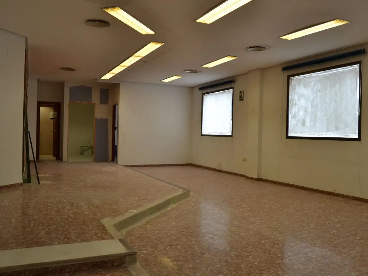 Commercial properties for rent in Benifairó de les Valls  with Air Conditioner, Terrace and Internet