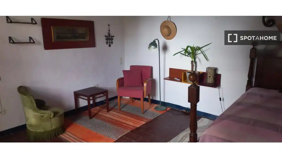 Living room of Flat for share in Teià  with Air Conditioner, Heating and Furnished