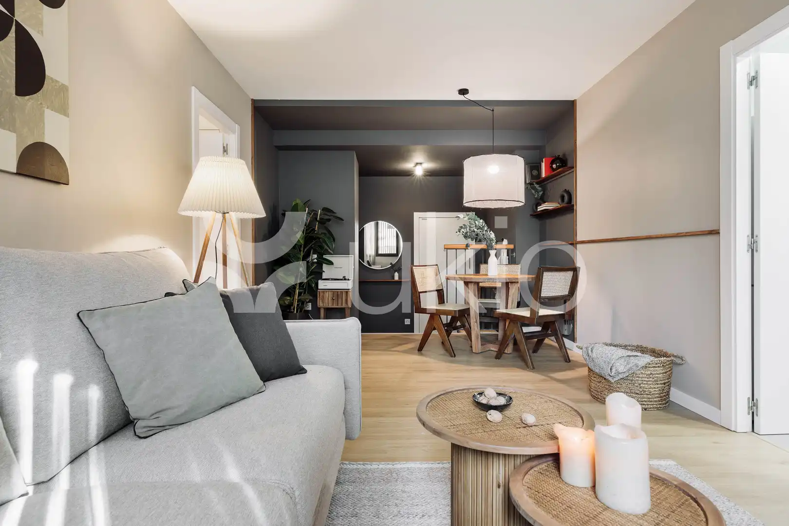 Sala de estar de Apartamento de alquiler en Barcelona con Aire acondicionado, Calefacción y Amueblado