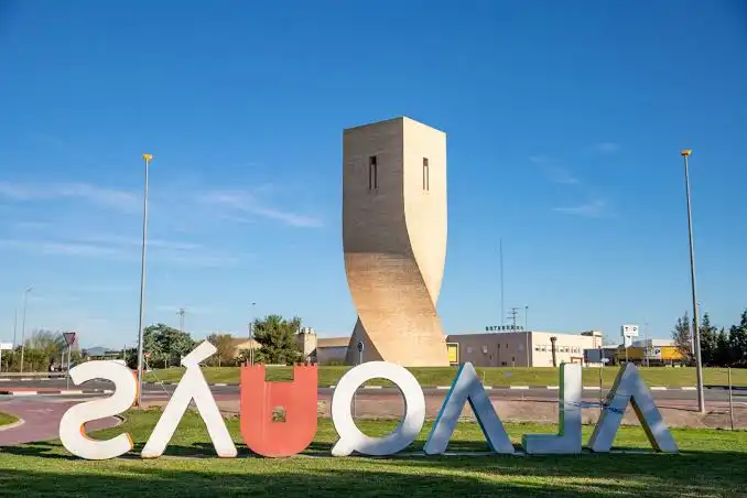 Vista exterior de Planta baja en venta en Alaquàs con Aire acondicionado, Calefacción y Terraza