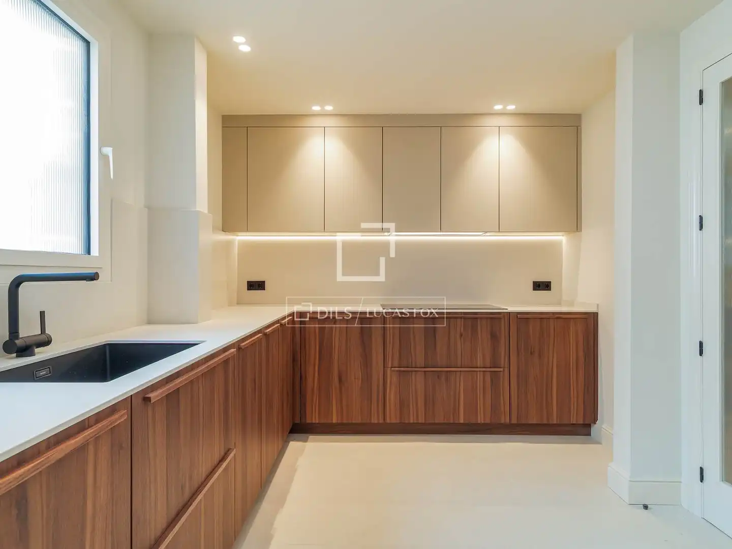 Cocina de Ático en venta en Barcelona con Aire acondicionado, Calefacción y Terraza