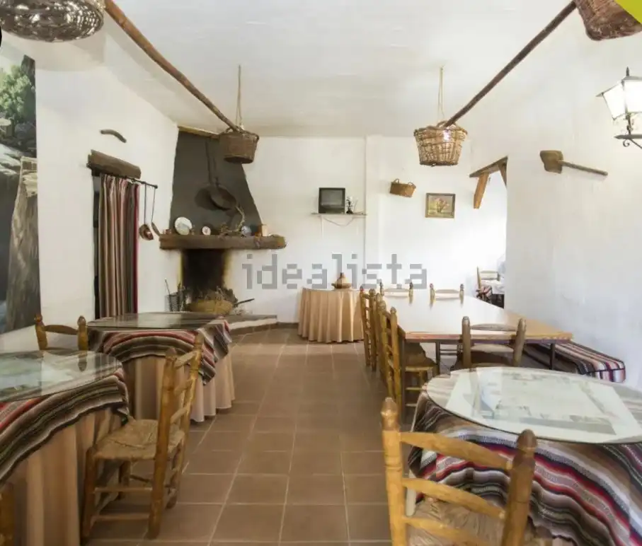 Country homes for sale in Segura de la Sierra  with Private garden, Storage room and Furnished