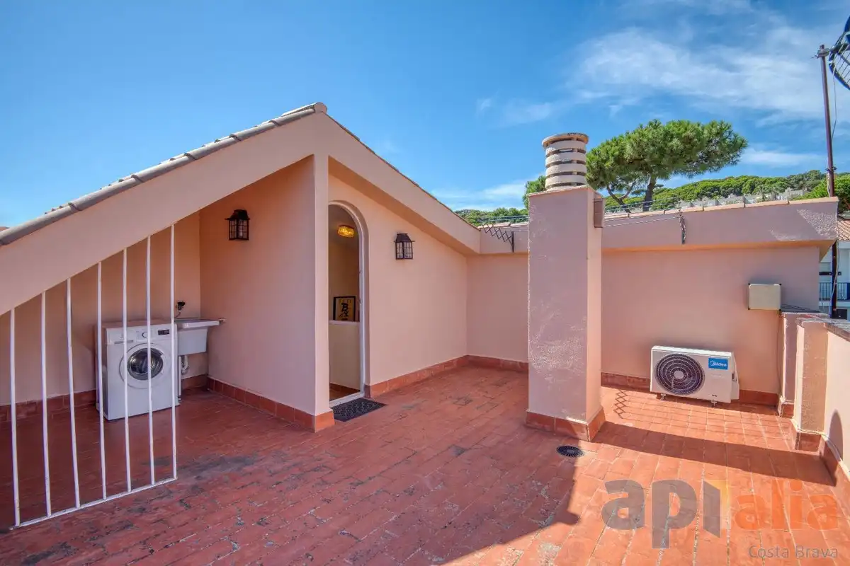 Adosado con terraza en venta en Carrer Francesc Isgleas 35, imagen 31