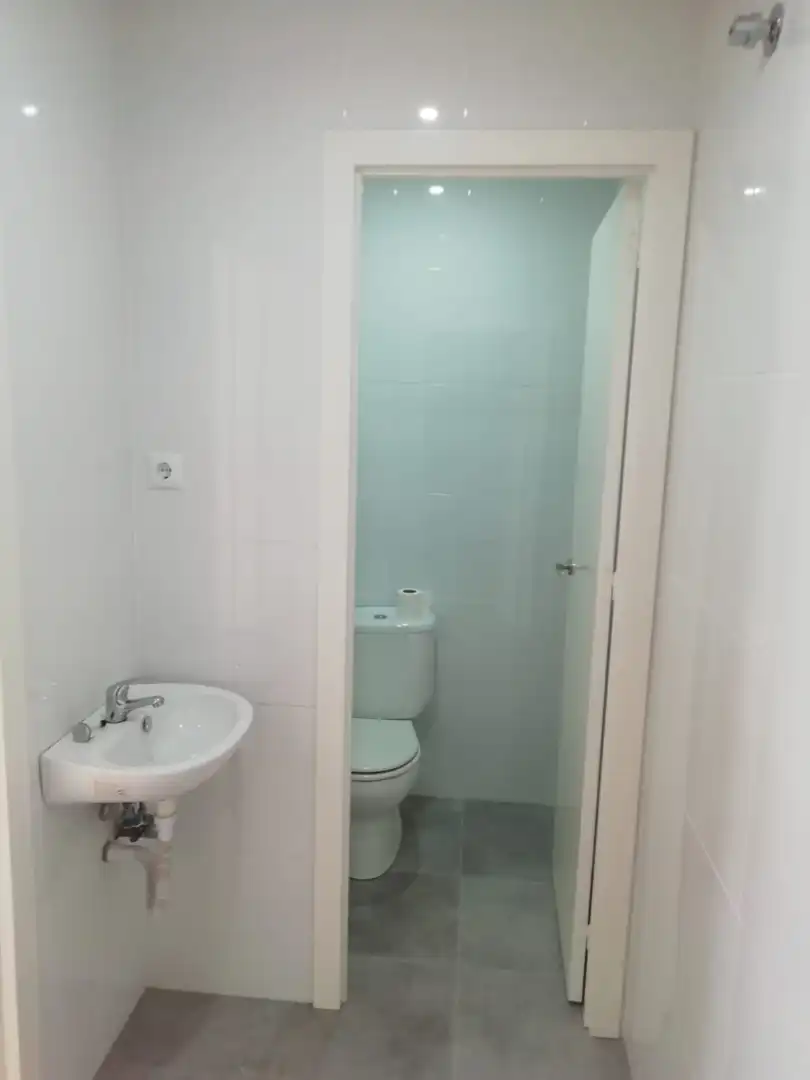 Local commercial à vendre à Carrer Riu Llobregat, imagen 7