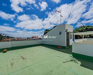 Exterior view of Single-family semi-detached for sale in  Santa Cruz de Tenerife Capital  with Terrace
