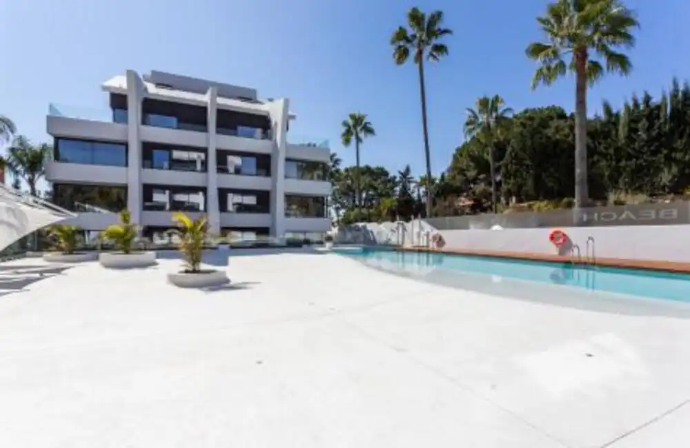 Penthouse mit Pool zum Verkauf in Elviria - Cabopino